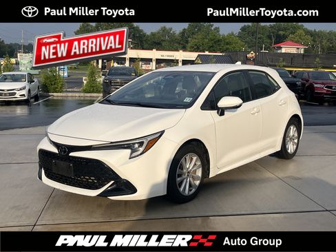 Certified 2023 Toyota Corolla SE FWD image 1