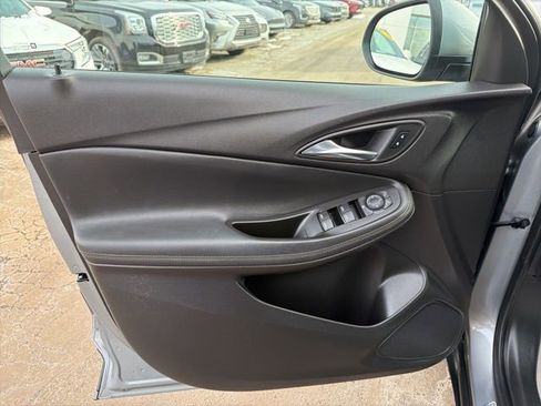 Used 2023 Buick Encore GX Select image 10