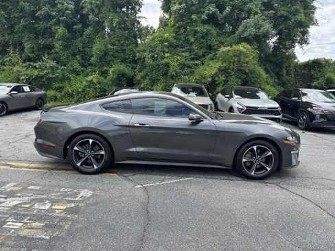 Used 2020 Ford Mustang Coupe RWD image 5