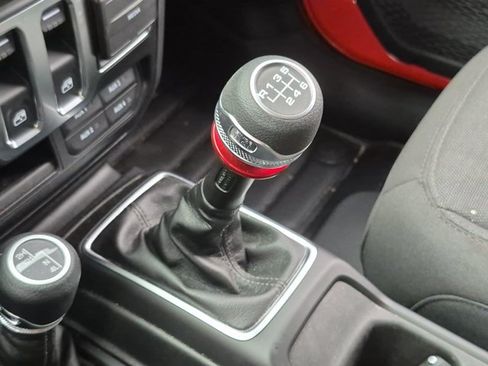 Used 2023 Jeep Wrangler Sport AWD/4WD image 10