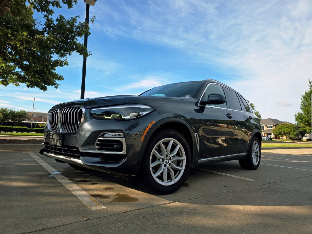 Used 2019 BMW X5 xDrive40i w/ Premium Package 2 AWD/4WD image 4