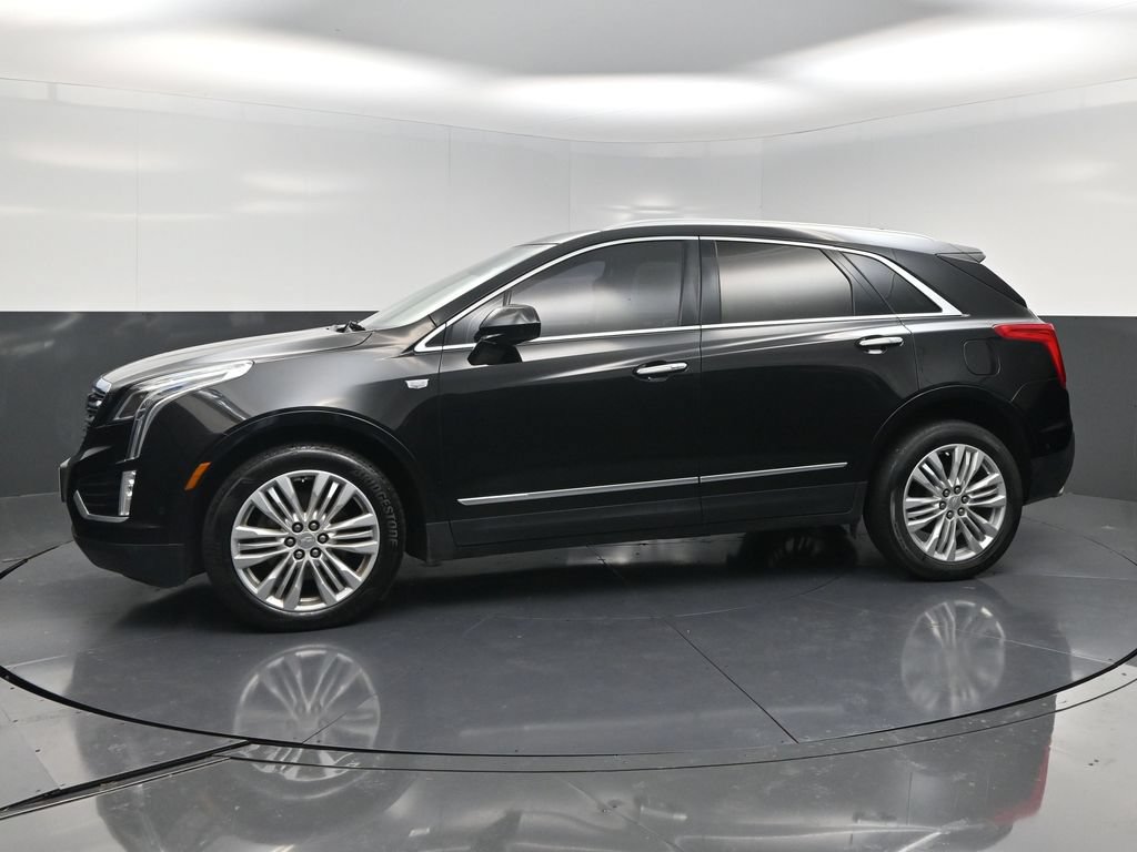 Used 2019 Cadillac XT5 Premium Luxury w/ Driver Assist Package FWD image 3