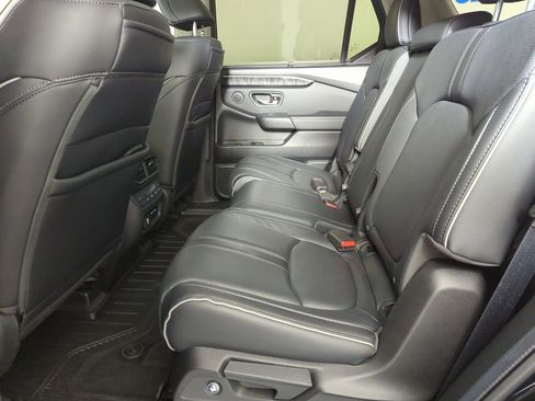 Certified 2024 Honda Pilot Elite image 21