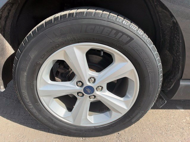 Used 2020 Ford Edge SE FWD image 30