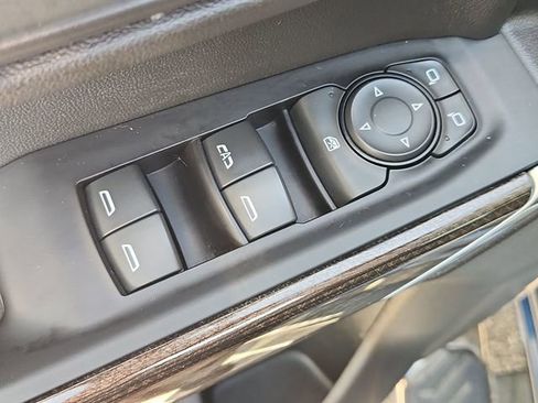 Used 2020 Chevrolet Silverado 1500 LT w/ Texas Edition RWD image 22