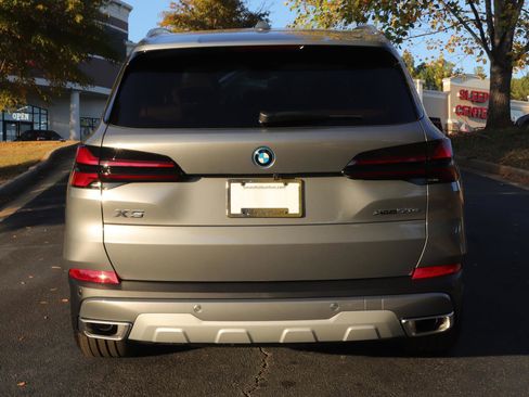 New 2026 BMW X5 xDrive50e w/ Climate Comfort Package image 6