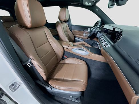 Used 2024 Mercedes-Benz GLE 350 4MATIC image 29