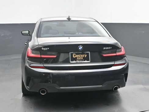 Used 2020 BMW 330i Sedan w/ M Sport Package RWD image 6