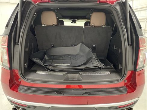 Used 2024 Chevrolet Tahoe High Country w/ Premium Package 2 image 15