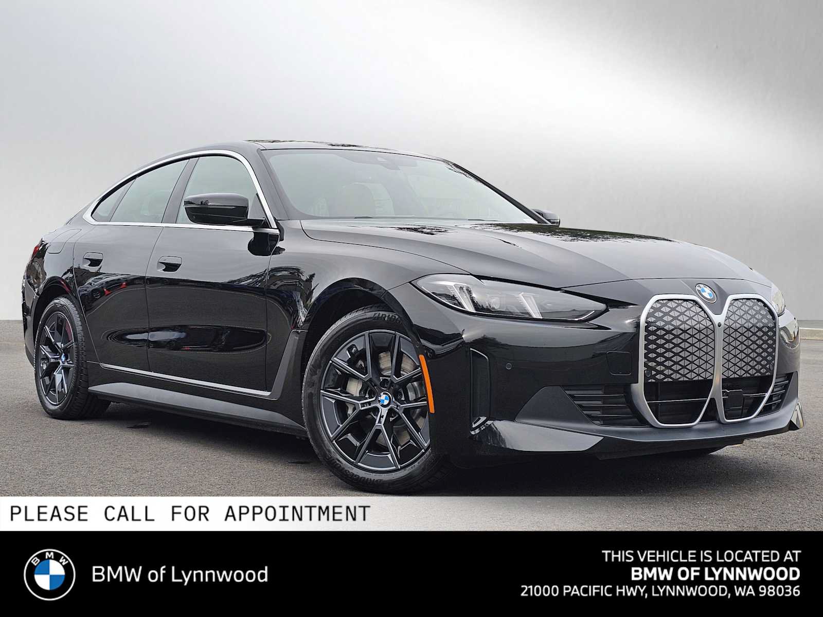 New 2026 BMW i4 xDrive40i w/ Parking Assistance Package AWD/4WD image 1