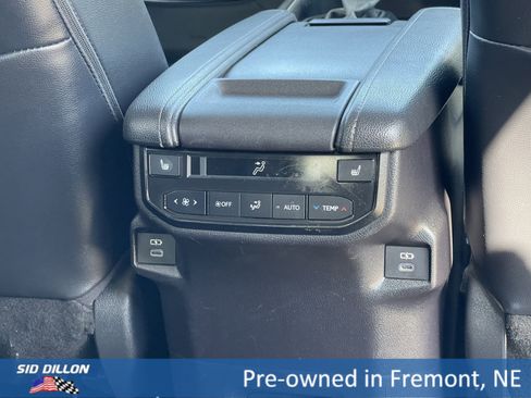 Used 2024 Toyota Grand Highlander Limited image 10