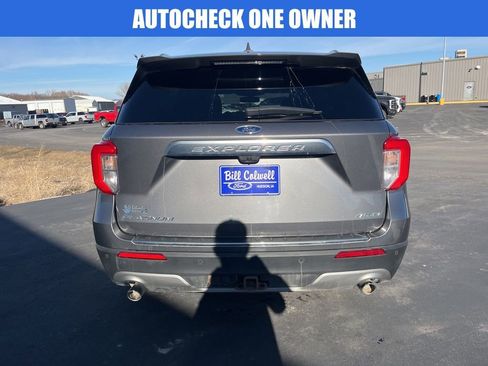 Used 2022 Ford Explorer Platinum w/ Technology Package image 5