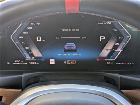 Used 2025 BMW M440i Coupe w/ Premium Package image 11