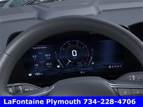 New 2025 Chevrolet Suburban Premier image 18