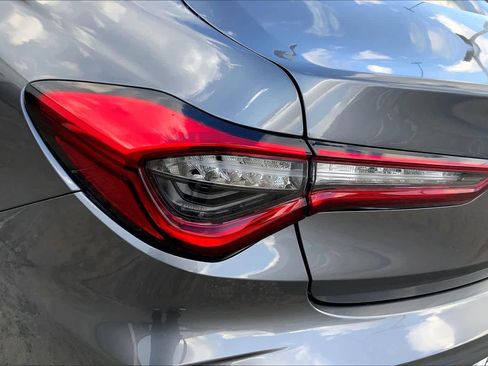 Certified 2025 Acura TLX w/ Technology Package image 27