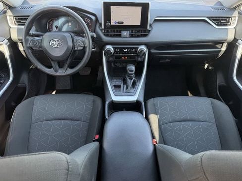 Used 2025 Toyota RAV4 XLE FWD image 11