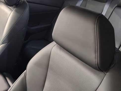 Used 2025 Honda Accord Sport image 15