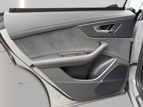 Used 2024 Audi RS Q8 image 28