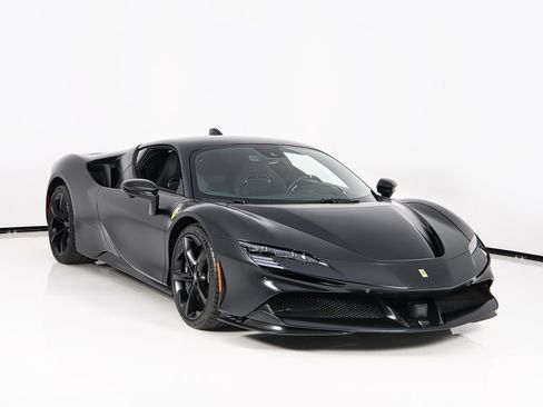 Certified 2023 Ferrari SF90 Stradale AWD/4WD image 1