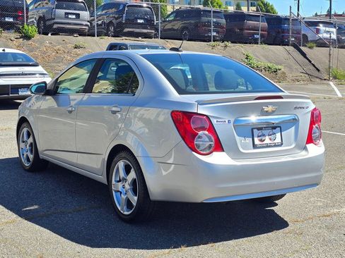 Used 2015 Chevrolet Sonic LT FWD image 6