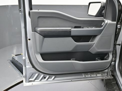 Used 2023 Ford F150 XLT image 35