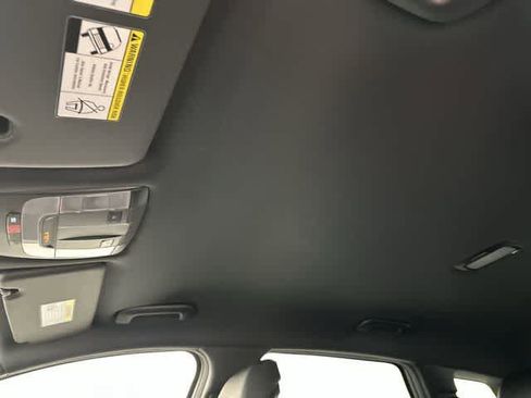 Used 2025 Kia Sportage X-Line AWD/4WD image 28