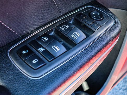 Used 2022 Dodge Charger SXT image 42