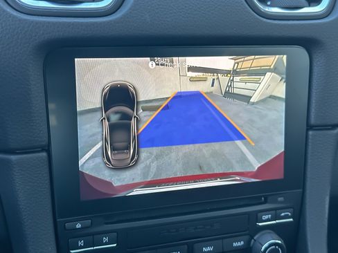 Used 2018 Porsche 718 Cayman image 15