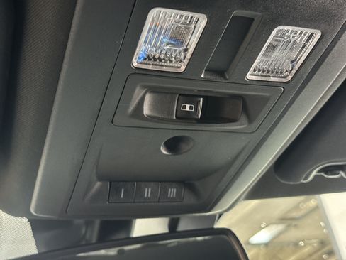 Used 2018 RAM 1500 Sport w/ Hydro Blue Sport Package AWD/4WD image 29