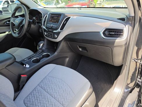 Used 2024 Chevrolet Equinox LS w/ Driver Confidence II Package FWD image 10