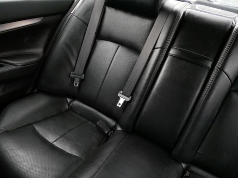 Used 2013 INFINITI G37 x Sedan w/ Premium Pkg AWD/4WD image 12