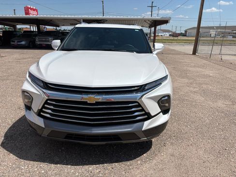 Used 2023 Chevrolet Blazer Premier w/ Enhanced Convenience Package image 2