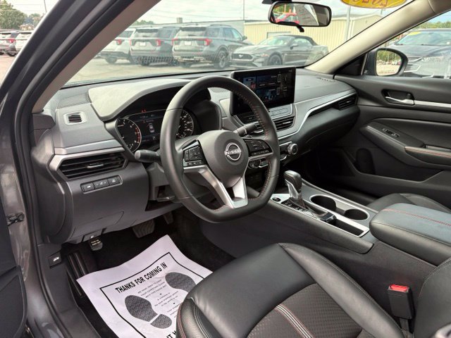 Used 2026 Nissan Altima 2.5 SR FWD image 3