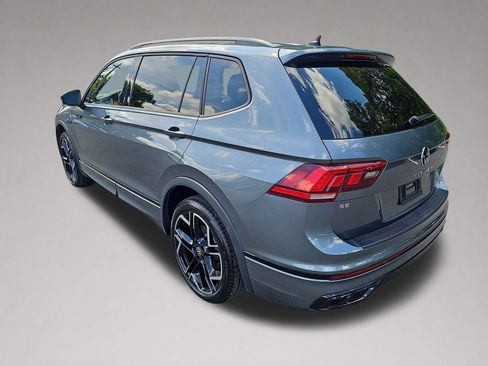 Used 2024 Volkswagen Tiguan SE R-Line AWD/4WD image 5