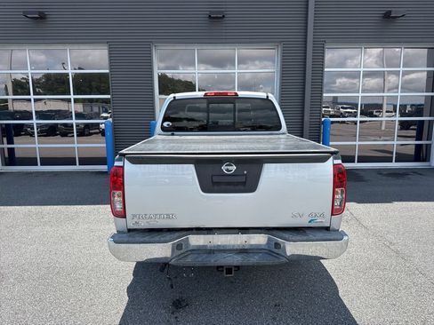 Used 2019 Nissan Frontier SV AWD/4WD image 3
