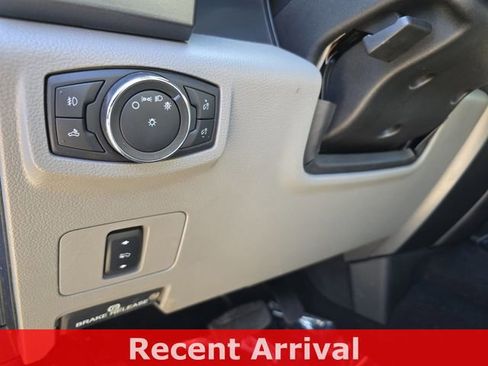 Used 2020 Ford F250 XLT w/ XLT Value Package image 28