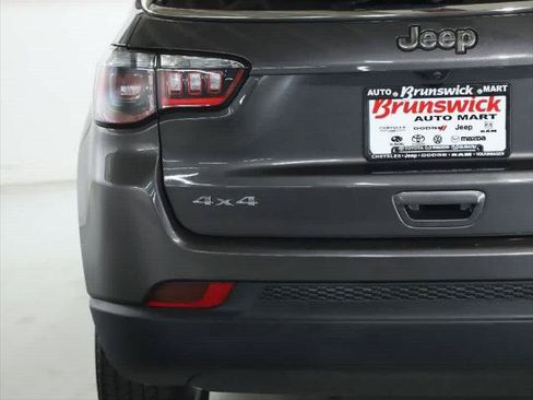 Certified 2021 Jeep Compass Latitude AWD/4WD image 42