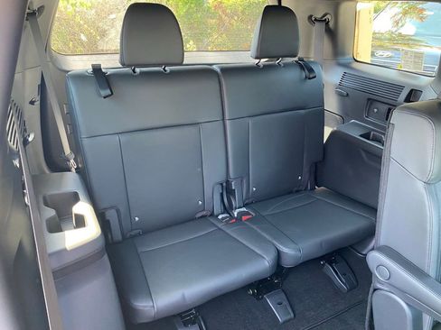New 2026 Hyundai Santa Fe Calligraphy AWD/4WD image 36