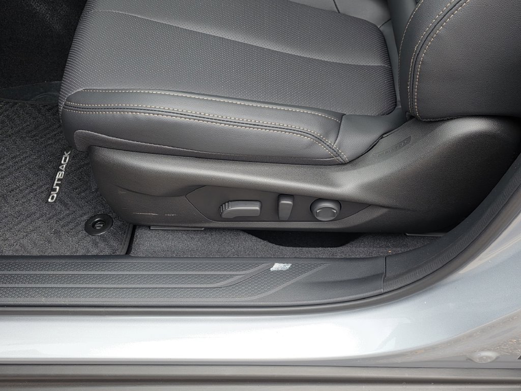 New 2026 Subaru Outback Limited AWD/4WD image 20