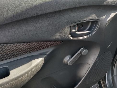 Used 2007 Toyota Yaris Sedan image 11