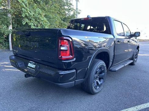 Used 2025 RAM 1500 Big Horn AWD/4WD image 8