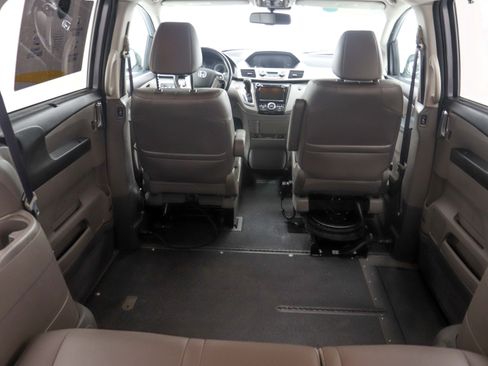 Used 2016 Honda Odyssey EX-L image 15