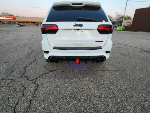 Used 2018 Jeep Grand Cherokee Trackhawk w/ Trailer Tow Group IV AWD/4WD image 12