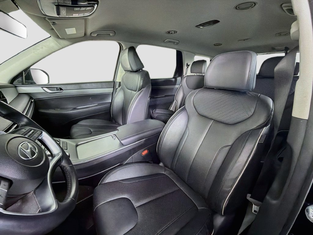 Used 2024 Hyundai Palisade SEL FWD image 14
