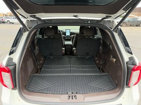 Used 2022 Ford Explorer King Ranch w/ Premium Technology Package AWD/4WD image 21