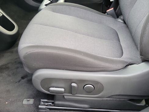 Certified 2024 Hyundai Ioniq 5 SEL image 17