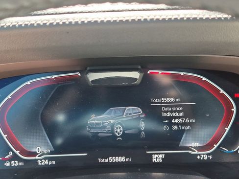 Used 2021 BMW X5 xDrive40i w/ Premium Package AWD/4WD image 18