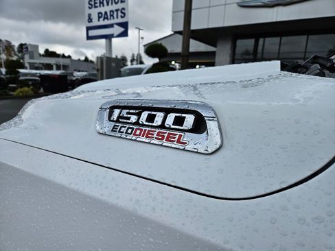 Used 2020 RAM 1500 Limited image 11