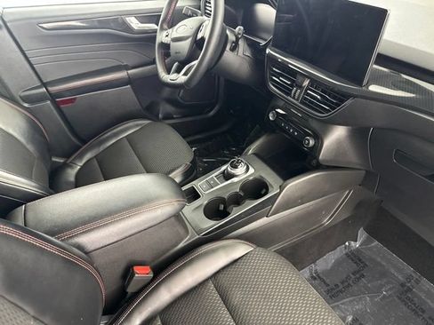 Used 2024 Ford Escape ST-Line w/ Tech Pack #1 AWD/4WD image 21