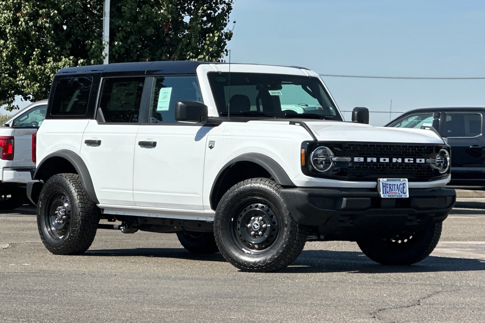 New 2026 Ford Bronco Big Bend AWD/4WD image 1